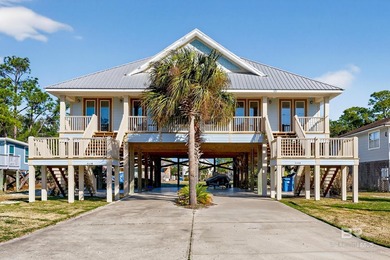 Beach Home For Sale in Gulf Shores, Alabama