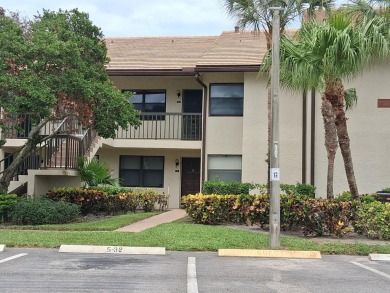 Beach Condo For Sale in Lake Worth, Florida