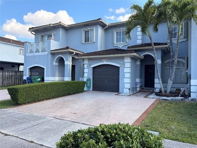Beach Townhome/Townhouse For Sale in Miami, Florida