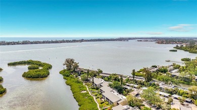 Beach Condo For Sale in Sarasota, Florida