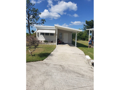 Beach Home For Sale in Ruskin, Florida