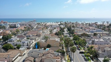 Beach Home For Sale in Huntington Beach, California