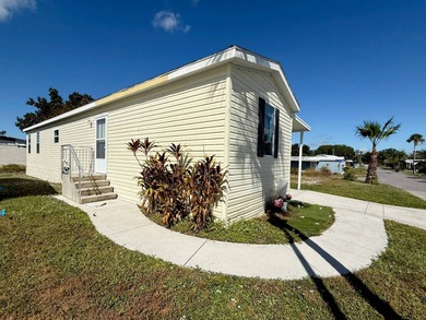 Beach Home For Sale in Ellenton, Florida