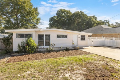 Beach Home For Sale in Fort Walton Beach, Florida