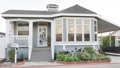 Beach Home For Sale in Huntington Beach, California