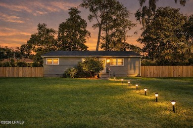 Beach Home For Sale in Beaufort, South Carolina