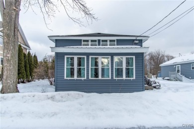 Beach Home Sale Pending in Hounsfield, New York