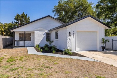 Beach Home Sale Pending in Pinellas Park, Florida