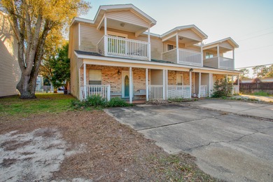 Beach Townhome/Townhouse Sale Pending in Fort Walton Beach, Florida
