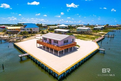 Beach Home For Sale in Gulf Shores, Alabama