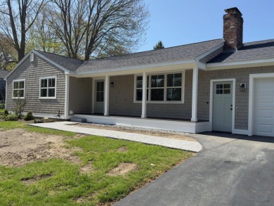 Beach Home For Sale in Yarmouth, Maine
