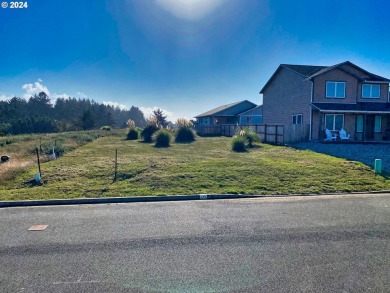 Beach Lot For Sale in Bandon, Oregon