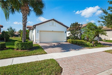 Beach Townhome/Townhouse For Sale in Vero Beach, Florida