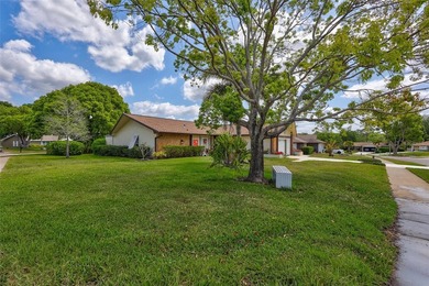 Beach Home For Sale in Palm Harbor, Florida