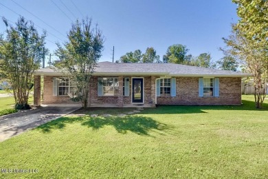 Beach Home For Sale in Bay Saint Louis, Mississippi