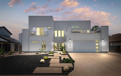 Beach Home For Sale in Corpus Christi, Texas