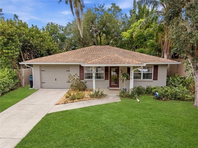 Beach Home Sale Pending in Sarasota, Florida