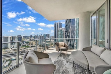 Beach Condo For Sale in Miami, Florida