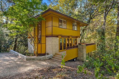 Beach Home For Sale in Tallahassee, Florida