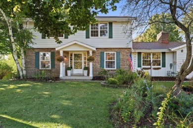 Beach Home For Sale in Cedarburg, Wisconsin