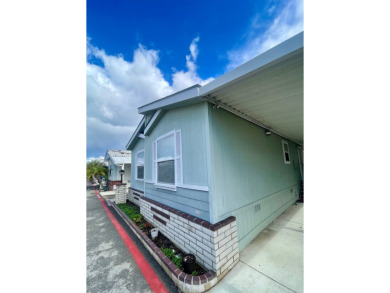 Beach Home For Sale in Huntington Beach, California