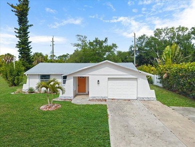 Beach Home For Sale in Venice, Florida
