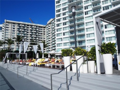 Beach Condo For Sale in Miami Beach, Florida