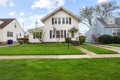 Beach Home Active Under Contract in Sandusky, Ohio