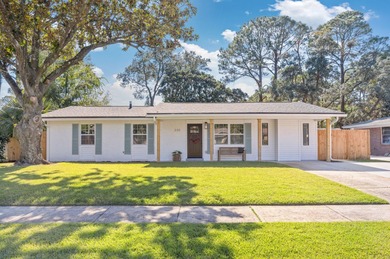 Beach Home For Sale in Fort Walton Beach, Florida