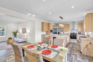 Beach Home For Sale in Hilton Head Island, South Carolina