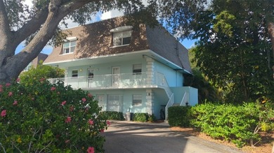 Beach Condo For Sale in Vero Beach, Florida