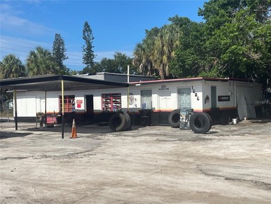 Beach Commercial Sale Pending in Bradenton, Florida