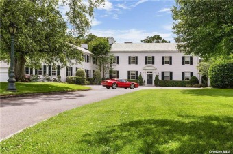 Beach Home Off Market in Locust Valley, New York