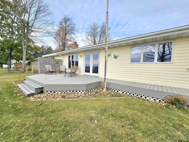 Beach Home For Sale in Rapid River, Michigan