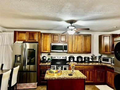 Beach Condo For Sale in Hollywood, Florida