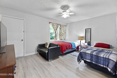 Beach Condo For Sale in Hilton Head Island, South Carolina