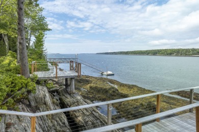 Beach Home For Sale in Harpswell, Maine