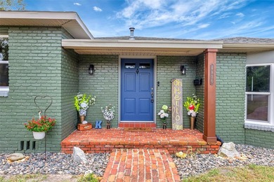 Beach Home For Sale in St. Petersburg, Florida