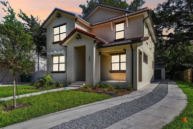 Beach Home For Sale in St. Petersburg, Florida