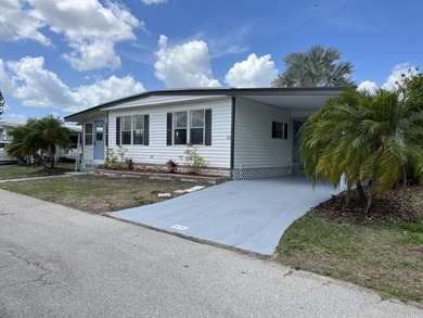 Beach Home For Sale in Ellenton, Florida