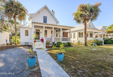 Beach Home For Sale in Beaufort, South Carolina