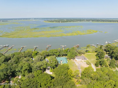 Beach Home For Sale in Beaufort, South Carolina