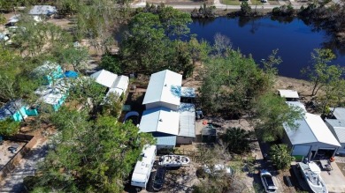 Beach Home For Sale in Steinhatchee, Florida