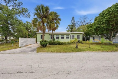 Home For Sale in Bradenton image photo picture