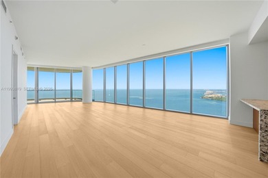 Beach Condo For Sale in Miami, Florida