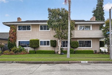 Beach Home For Sale in Huntington Beach, California