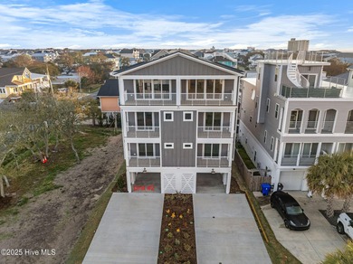 Beach Townhome/Townhouse For Sale in Carolina Beach, North Carolina