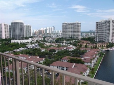 Beach Condo For Sale in Aventura, Florida