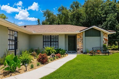 Beach Home For Sale in Bradenton, Florida
