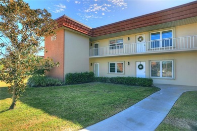 Beach Condo For Sale in Vero Beach, Florida